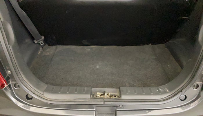 2018 Maruti Alto 800 LXI, Petrol, Manual, 35,694 km, Boot Inside