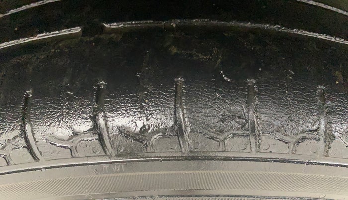 2018 Hyundai NEW SANTRO SPORTZ AMT, Petrol, Automatic, 73,814 km, Right Rear Tyre Tread