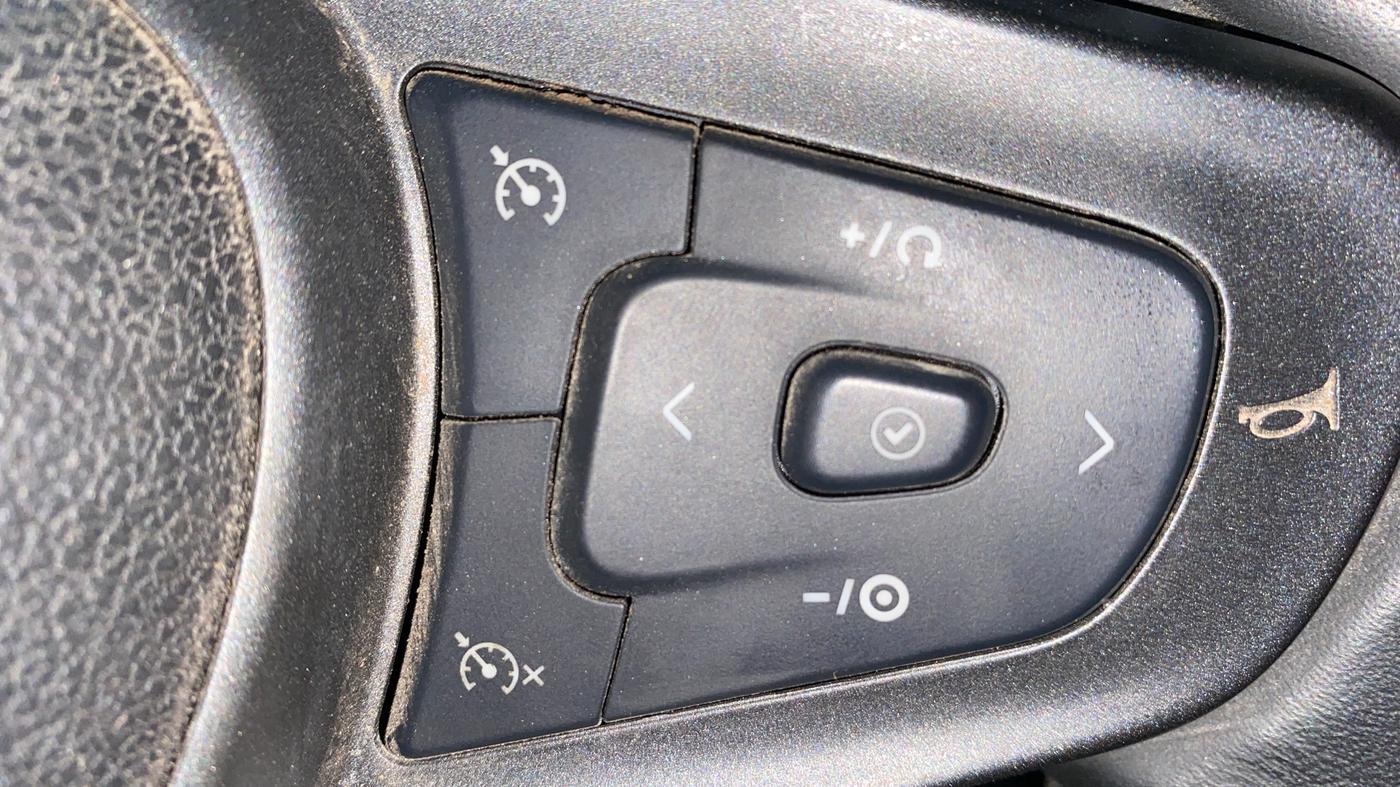 2021 Tata ALTROZ XZ PETROL, Petrol, Manual, 25,339 km, Adaptive Cruise Control
