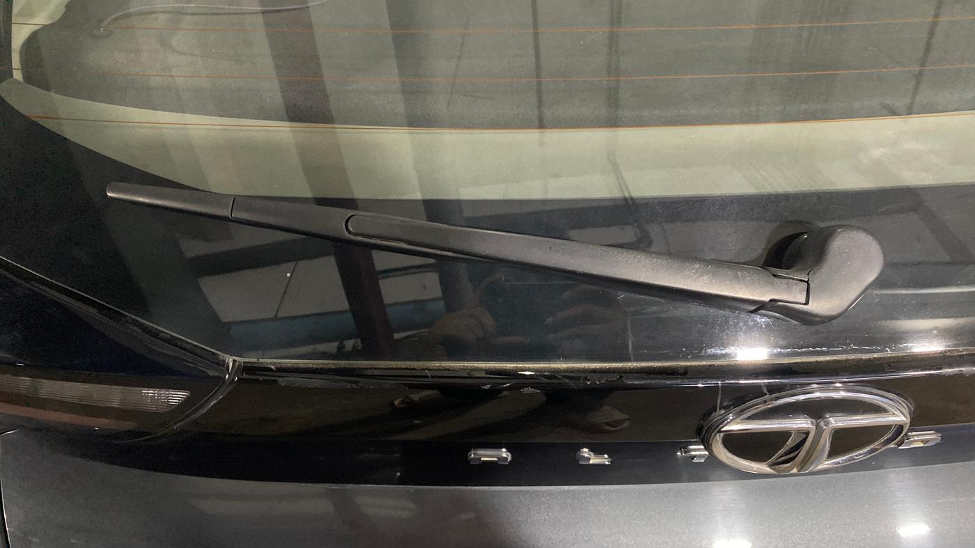 2021 Tata ALTROZ XZ PETROL, Petrol, Manual, 25,339 km, Rear Wiper