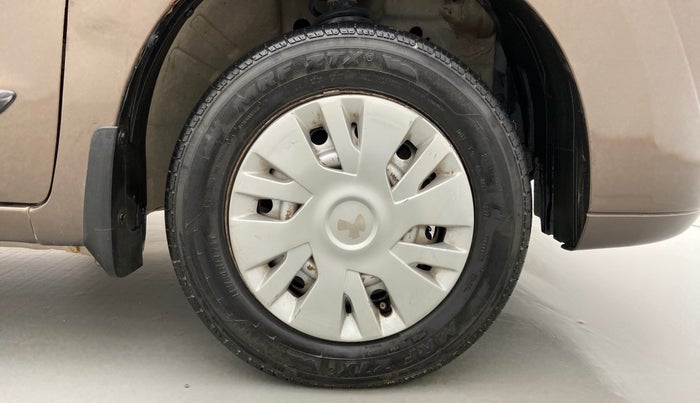 2012 Maruti Wagon R 1.0 LXI CNG, CNG, Manual, 91,796 km, Right Front Wheel