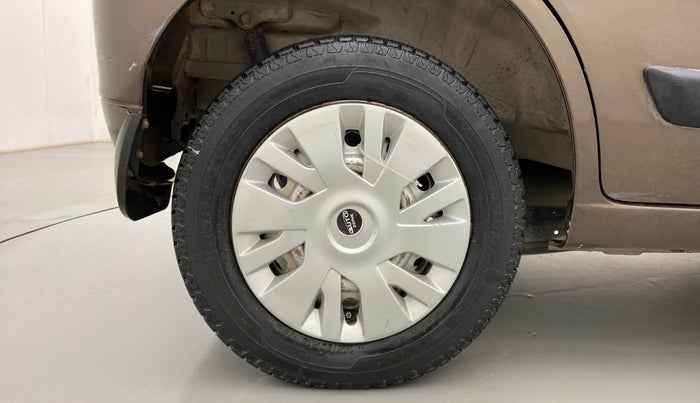 2012 Maruti Wagon R 1.0 LXI CNG, CNG, Manual, 91,796 km, Right Rear Wheel