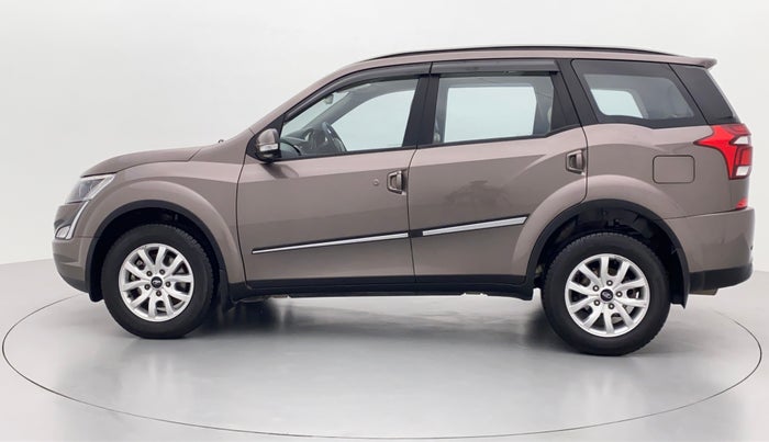 2020 Mahindra XUV500 W9, Diesel, Manual, 12,353 km, Left Side View