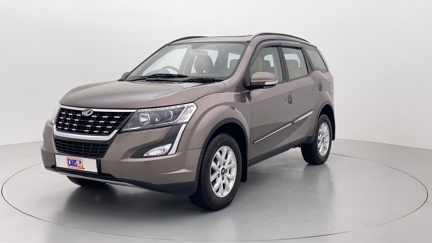 2020 Mahindra XUV500 W9, Diesel, Manual, 12,353 km, Left Front Diagonal (45- Degree) View