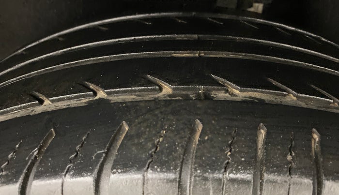 2019 Ford Ecosport 1.5TITANIUM TDCI, Diesel, Manual, 43,676 km, Left Rear Tyre Tread