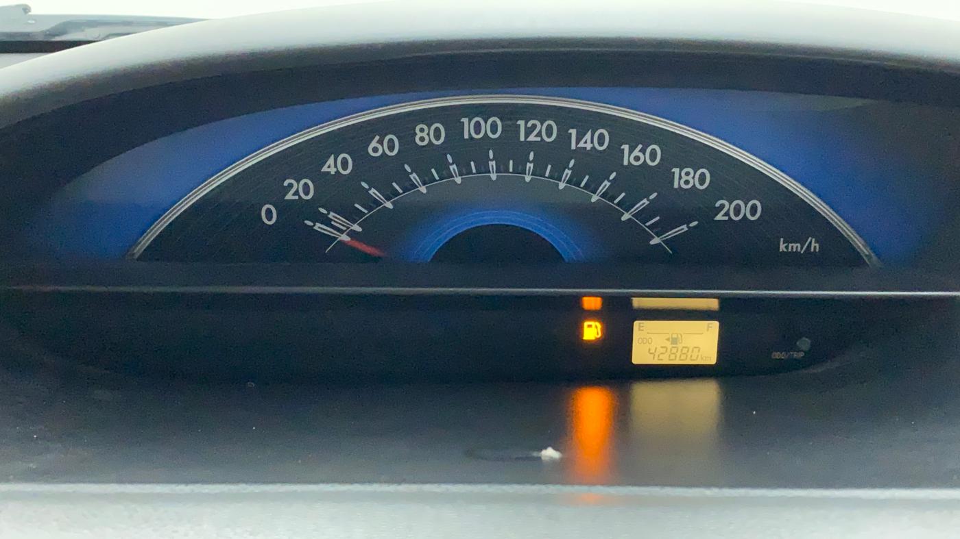 2013 Toyota Etios Liva G, Petrol, Manual, 42,880 km, Odometer Image
