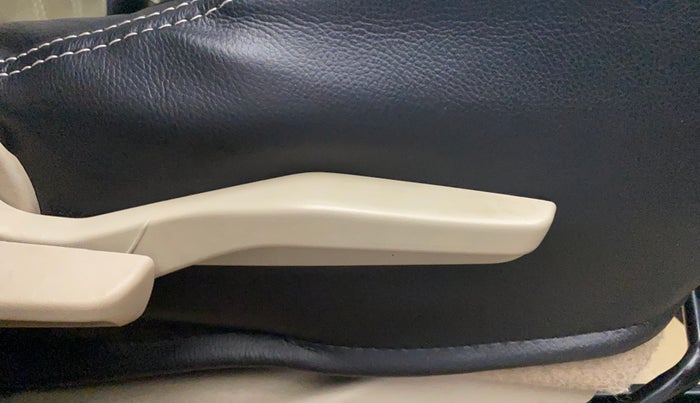 2018 Maruti Dzire ZXI, Petrol, Manual, 67,544 km, Driver Side Adjustment Panel