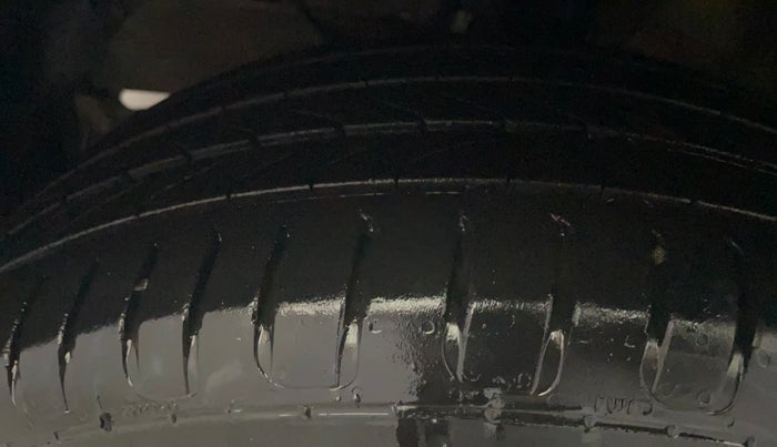2018 Maruti Dzire ZXI, Petrol, Manual, 67,544 km, Left Front Tyre Tread