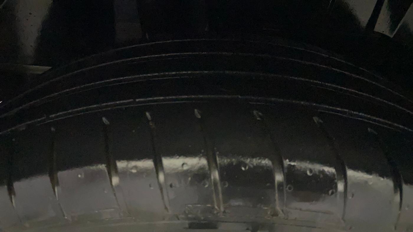 2018 Maruti Dzire ZXI, Petrol, Manual, 67,544 km, Right Rear Tyre Tread