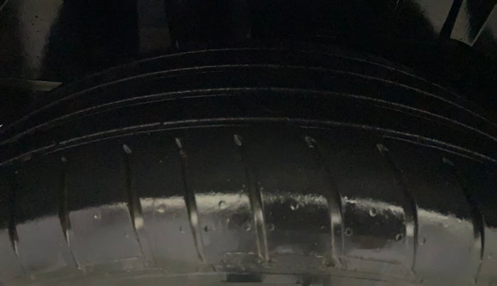 2018 Maruti Dzire ZXI, Petrol, Manual, 67,544 km, Right Rear Tyre Tread