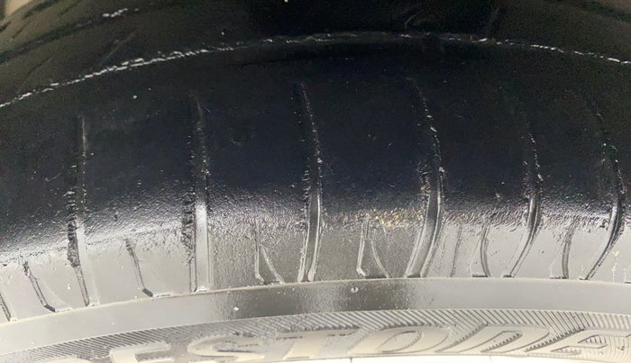 2017 Tata Tiago XZ PETROL, Petrol, Manual, 79,827 km, Left Front Tyre Tread