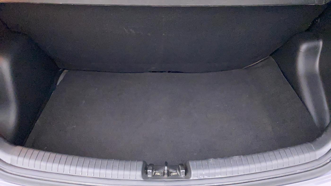 2016 Hyundai Grand i10 ASTA 1.2 VTVT, Petrol, Manual, 36,764 km, Boot Inside