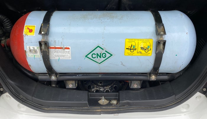 2018 Maruti Wagon R 1.0 LXI CNG, CNG, Manual, 1,09,590 km, Boot Inside