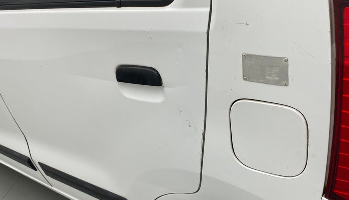 2018 Maruti Wagon R 1.0 LXI CNG, CNG, Manual, 1,09,590 km, Left quarter panel - Minor scratches