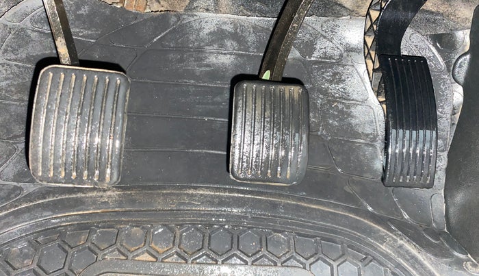 2014 Hyundai Xcent S 1.2, Petrol, Manual, 1,01,468 km, Pedals