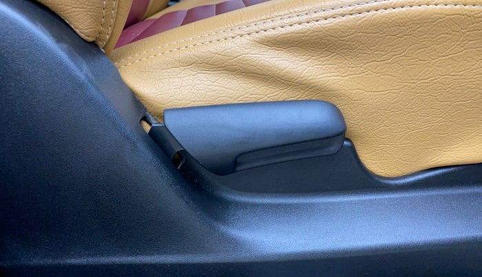 2021 Maruti Vitara Brezza VXI, Petrol, Manual, 29,756 km, Driver Side Adjustment Panel