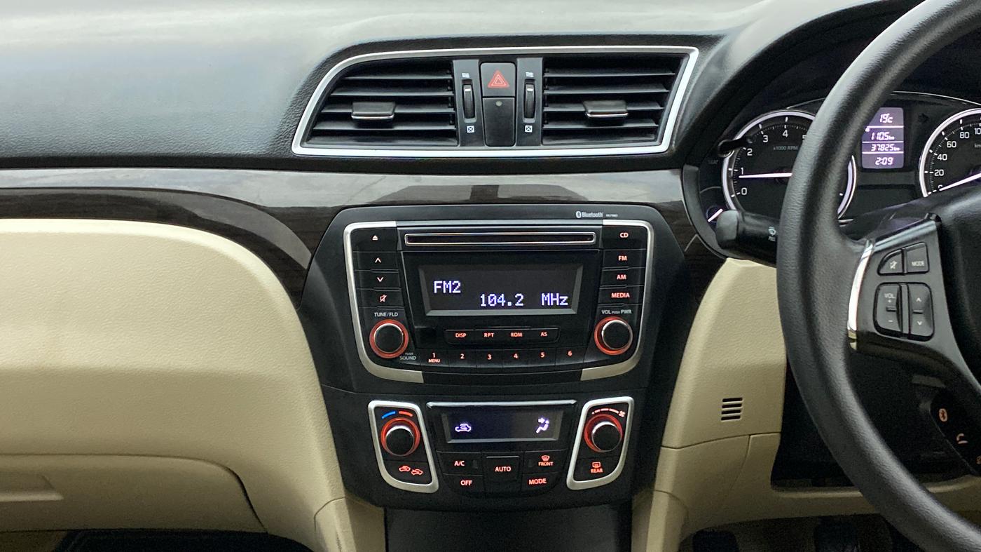 2016 Maruti Ciaz ZXI, Petrol, Manual, 37,824 km, Air Conditioner