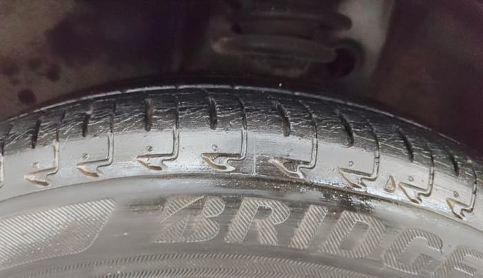 2019 Maruti IGNIS ZETA 1.2, Petrol, Manual, 15,893 km, Left Front Tyre Tread