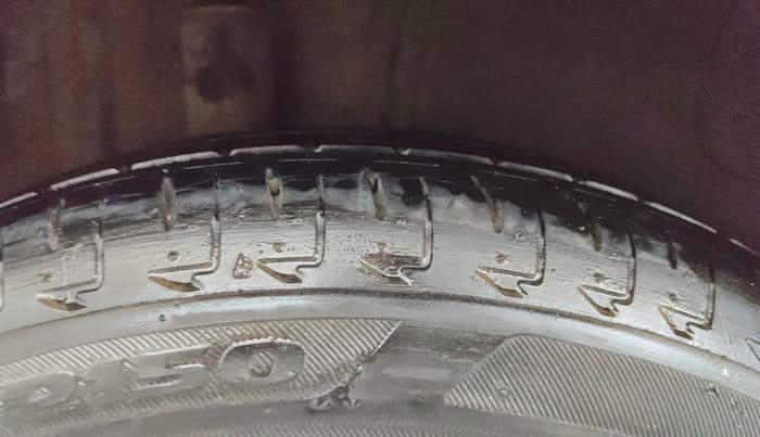 2019 Maruti IGNIS ZETA 1.2, Petrol, Manual, 15,893 km, Right Rear Tyre Tread