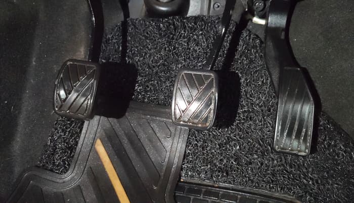 2019 Maruti IGNIS ZETA 1.2, Petrol, Manual, 15,893 km, Pedals