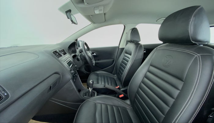 2015 Volkswagen Polo COMFORTLINE 1.2L PETROL, Petrol, Manual, 50,483 km, Right Side Front Door Cabin