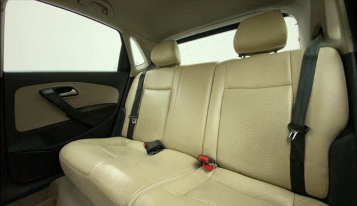 2012 Volkswagen Polo HIGHLINE1.2L DIESEL, Diesel, Manual, 61,385 km, Right Side Rear Door Cabin