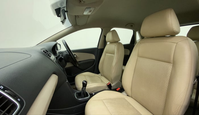 2012 Volkswagen Polo HIGHLINE1.2L DIESEL, Diesel, Manual, 61,385 km, Right Side Front Door Cabin