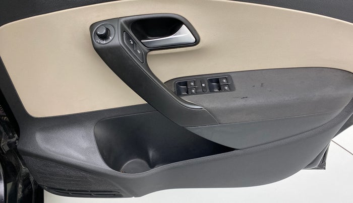 2012 Volkswagen Polo HIGHLINE1.2L DIESEL, Diesel, Manual, 61,385 km, Driver Side Door Panels Control