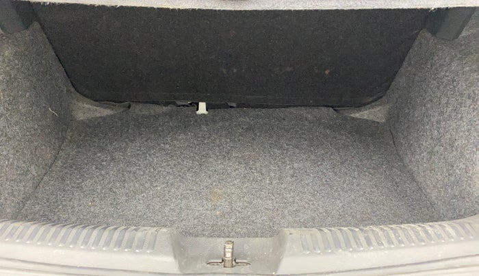 2017 Volkswagen Polo HIGHLINE1.2L, Petrol, Manual, 36,174 km, Boot Inside