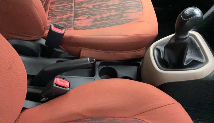 2013 Hyundai Grand i10 MAGNA 1.2 KAPPA VTVT, Petrol, Manual, 80,318 km, Gear Lever