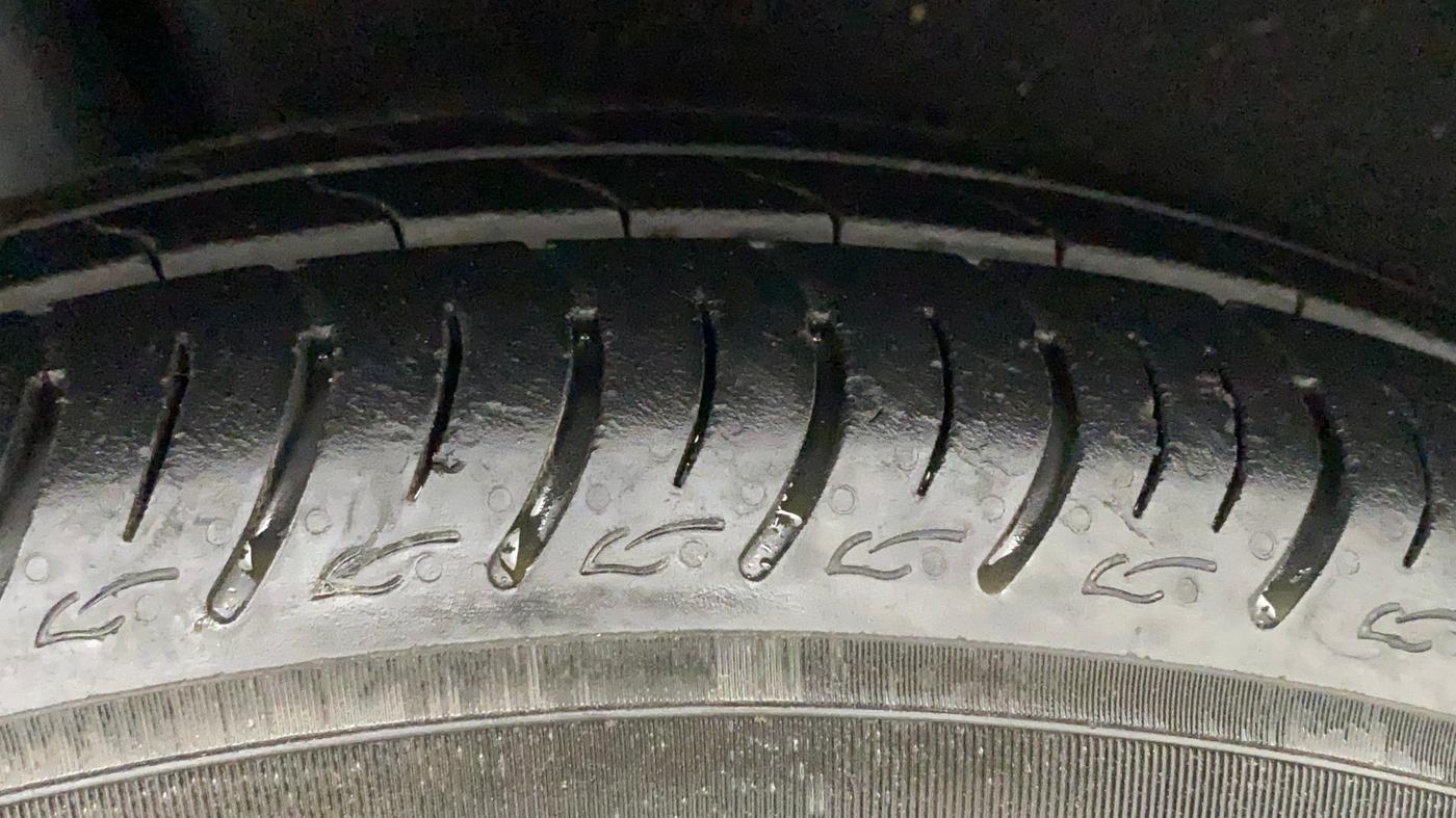 2021 Maruti Baleno DELTA PETROL 1.2, Petrol, Manual, 25,828 km, Right Rear Tyre Tread