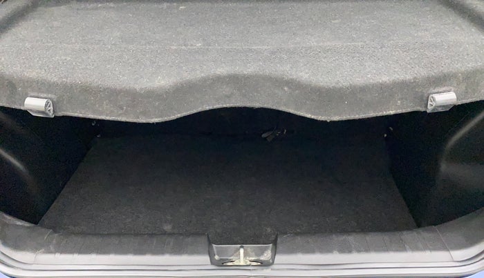2021 Maruti Baleno DELTA PETROL 1.2, Petrol, Manual, 25,828 km, Boot Inside