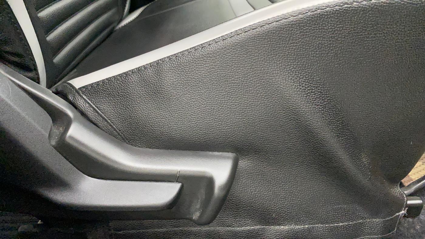 2021 Maruti Baleno DELTA PETROL 1.2, Petrol, Manual, 25,828 km, Driver Side Adjustment Panel
