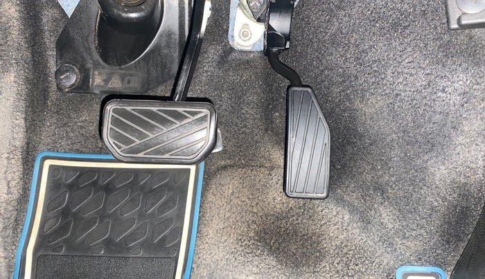 2019 Maruti New Wagon-R ZXI 1.2 AMT, Petrol, Automatic, 33,324 km, Pedals