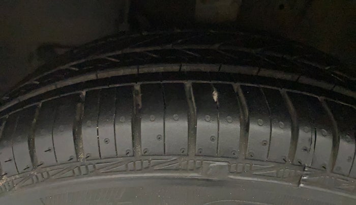 2019 Maruti New Wagon-R ZXI 1.2 AMT, Petrol, Automatic, 33,324 km, Left Front Tyre Tread