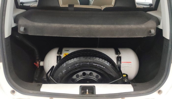 2024 Maruti New Wagon-R VXI CNG 1.0, CNG, Manual, 28,294 km, Boot Inside