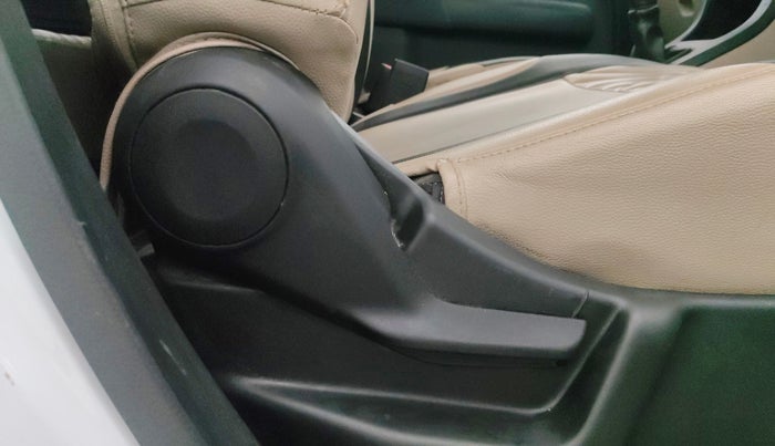 2024 Maruti New Wagon-R VXI CNG 1.0, CNG, Manual, 28,294 km, Driver Side Adjustment Panel