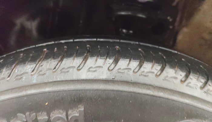 2024 Maruti New Wagon-R VXI CNG 1.0, CNG, Manual, 28,294 km, Left Front Tyre Tread