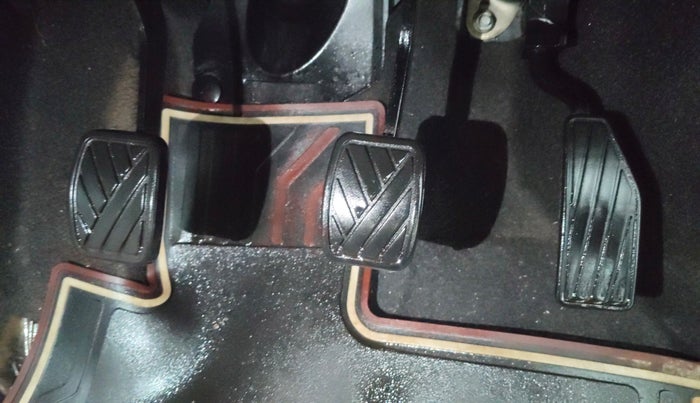 2024 Maruti New Wagon-R VXI CNG 1.0, CNG, Manual, 28,294 km, Pedals