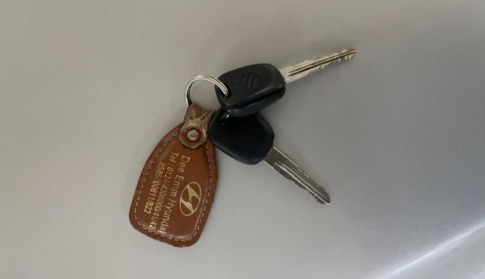 2015 Maruti Celerio LXI, Petrol, Manual, 81,899 km, Key Close Up