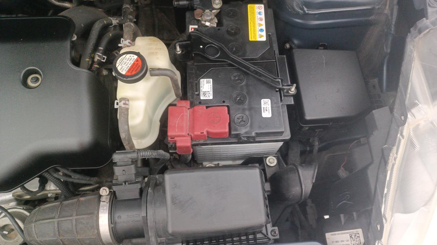 2018 Maruti Ertiga ZDI + SHVS, Diesel, Manual, 55,781 km, Engine View - Left
