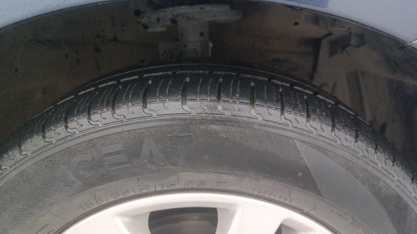 2018 Maruti Ertiga ZDI + SHVS, Diesel, Manual, 55,781 km, Right Front Tyre Tread