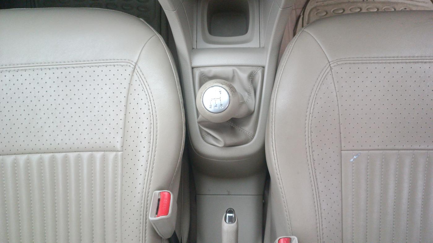 2018 Maruti Ertiga ZDI + SHVS, Diesel, Manual, 55,781 km, Gear Lever