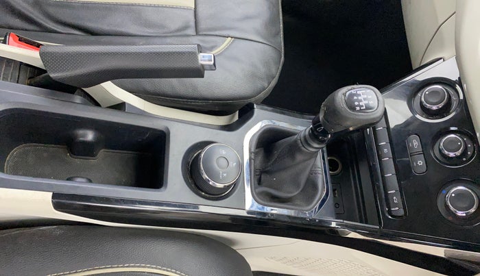 2020 Tata NEXON XZ PETROL, Petrol, Manual, 45,767 km, Gear Lever