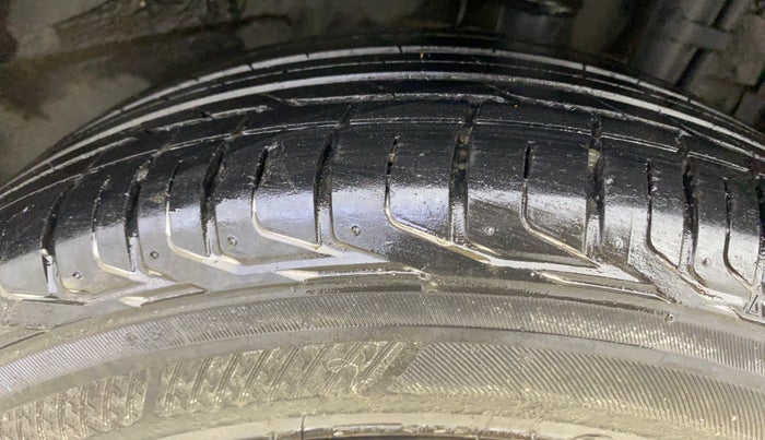 2020 Tata NEXON XZ PETROL, Petrol, Manual, 45,767 km, Left Rear Tyre Tread