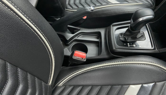 2018 Maruti Vitara Brezza ZDI PLUS AT DUAL TONE, Diesel, Automatic, 94,756 km, Gear Lever