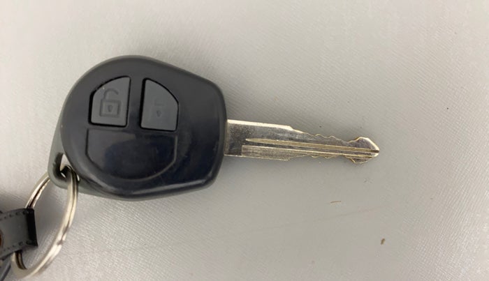 2012 Maruti Swift VDI, Diesel, Manual, 1,38,924 km, Key Close Up