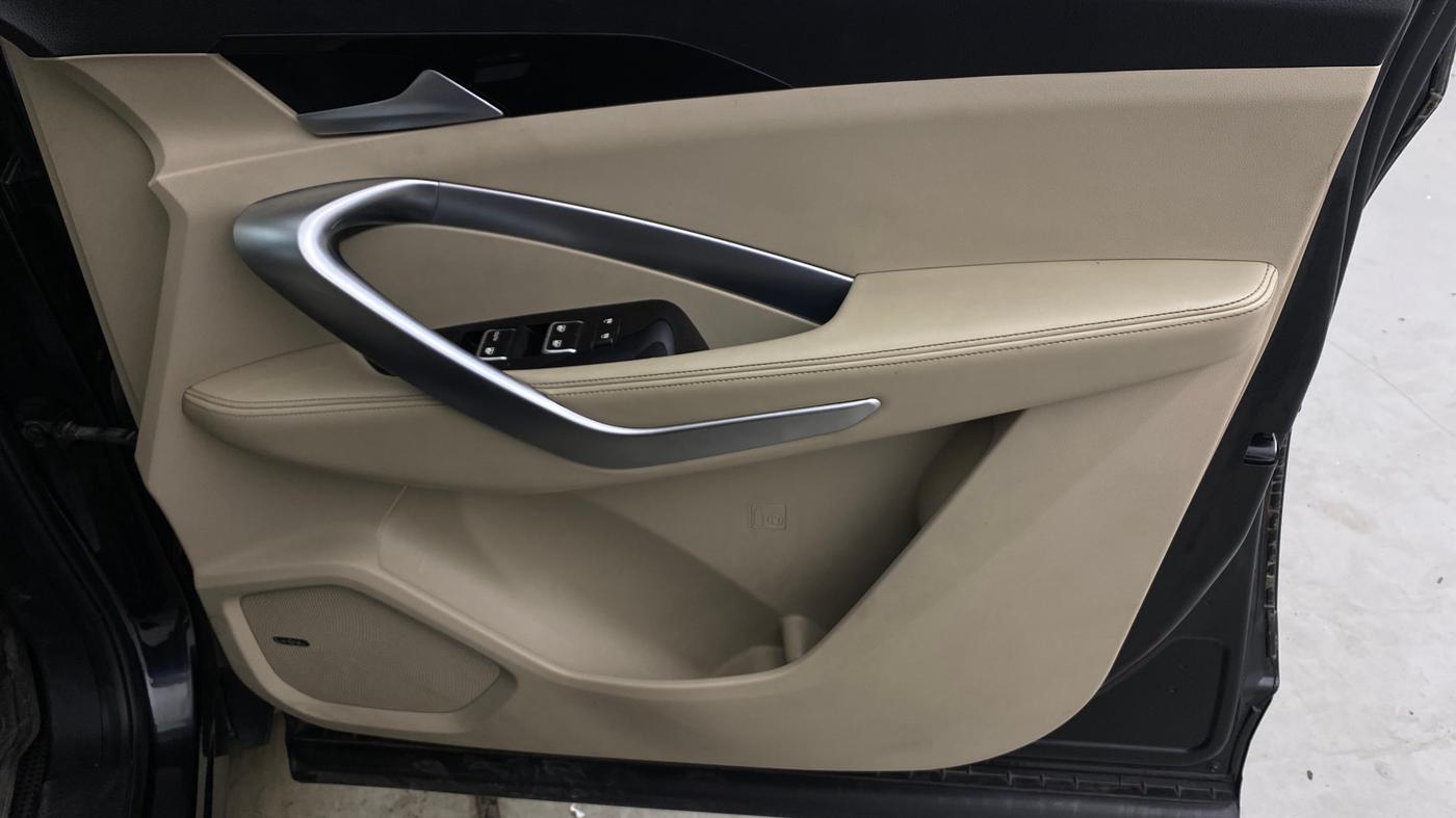 2021 MG HECTOR SHARP 2.0 DIESEL, Diesel, Manual, 85,124 km, Driver Side Door Panels Control