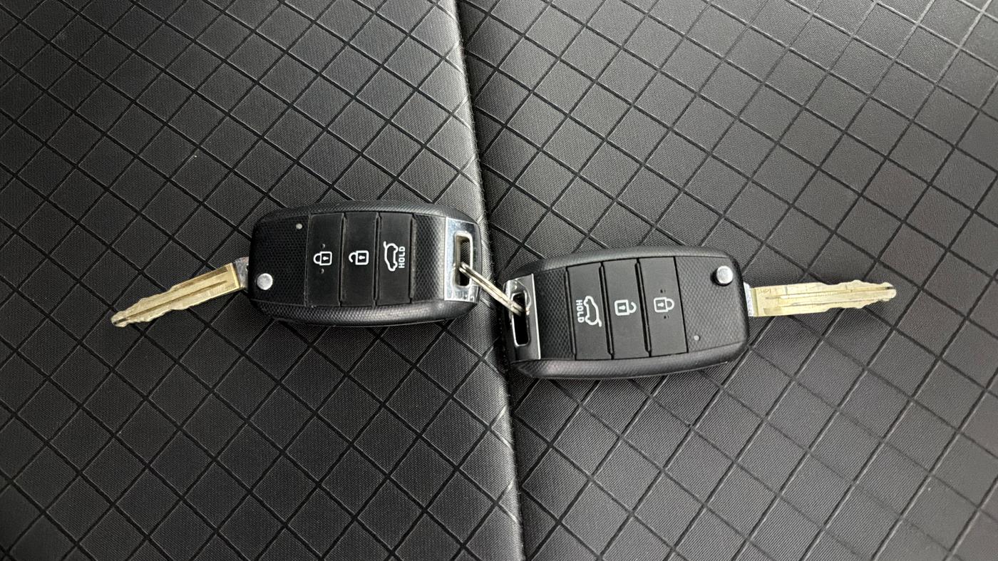 2021 KIA SONET HTK PLUS 1.0 DCT, Petrol, Automatic, 51,345 km, Key Close Up