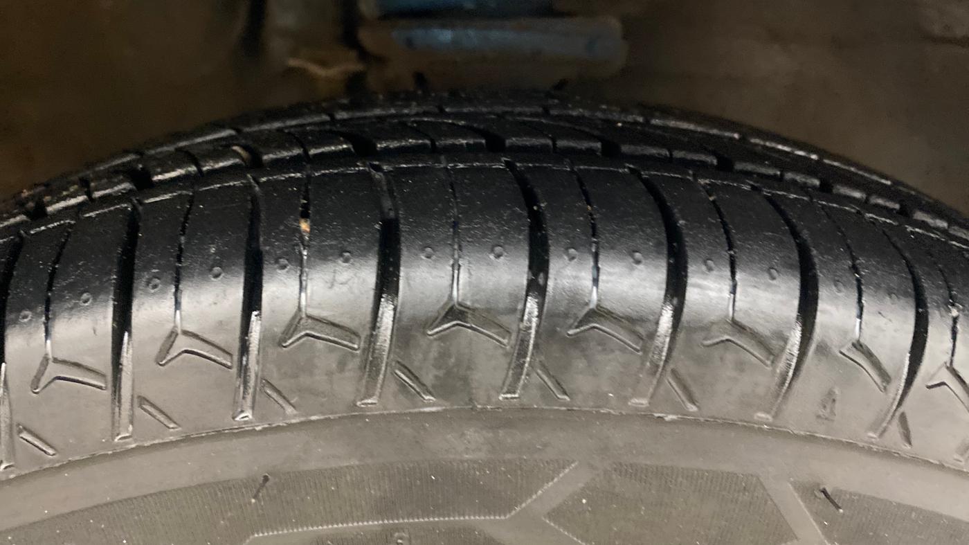 2016 Maruti Alto 800 LXI, Petrol, Manual, 79,199 km, Right Front Tyre Tread